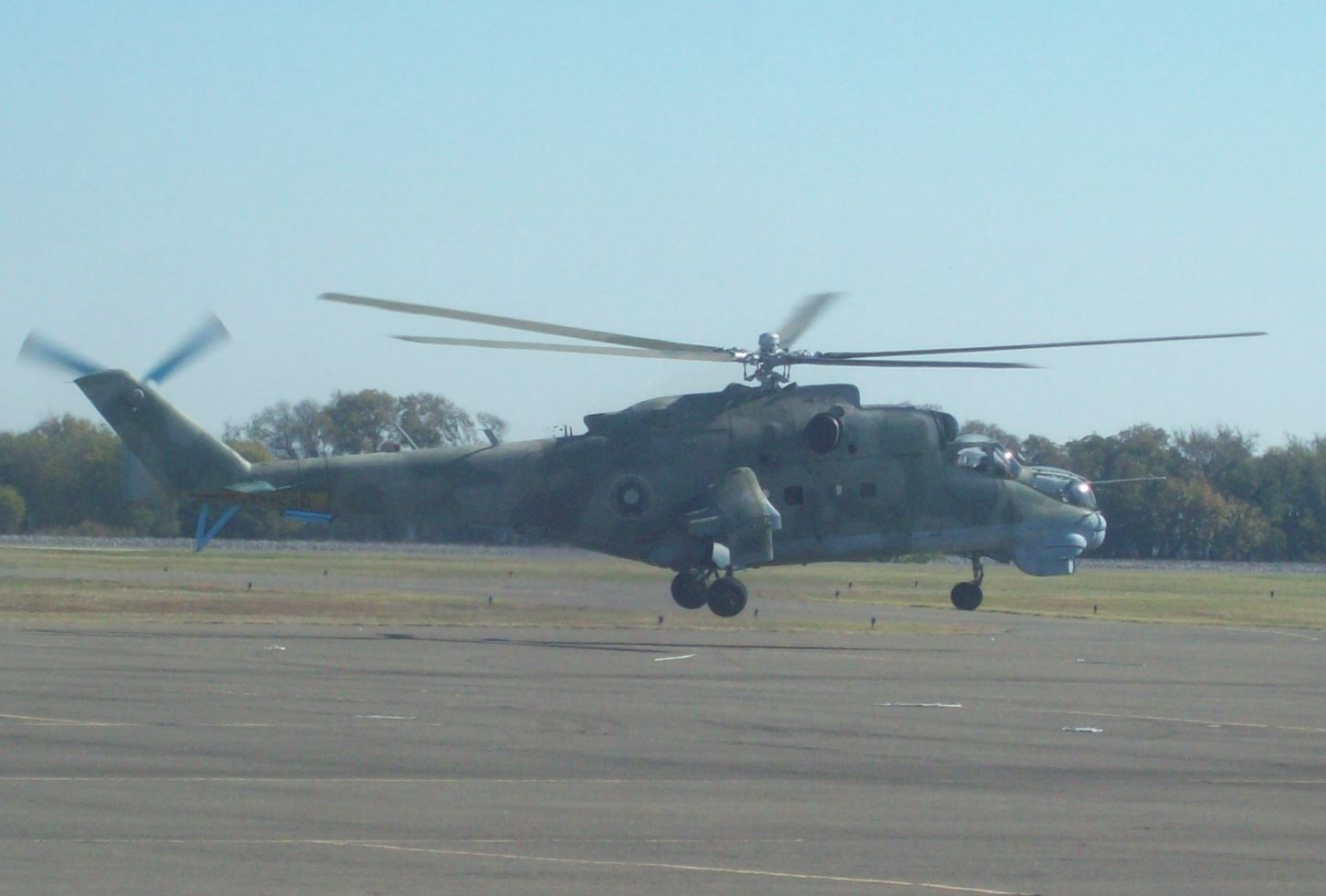 Mil MI-24 Hind Helo - 1